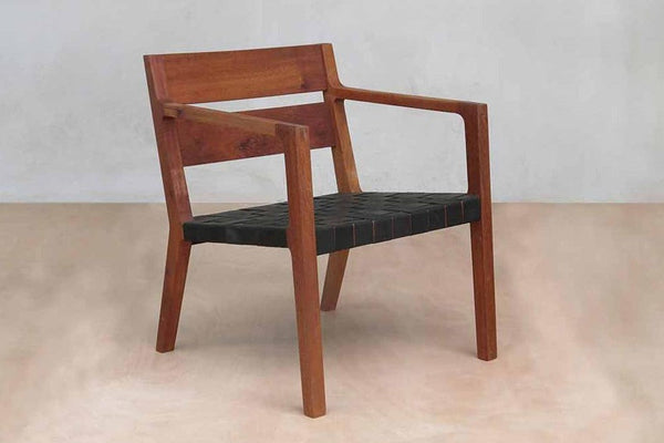 Masaya Managua Arm Chair - Black Leather And Royal Mahogany